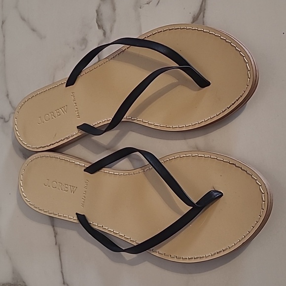 J Crew Black Leather Thin Straps Classic Flip Flops Sandals Wmn 9 Beach Pool - Picture 3 of 8